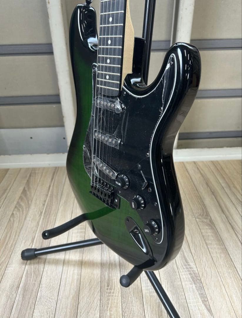 ♦︎⑥SELDER セルダー ストラトキャスター エレキギター サンバーストカラー