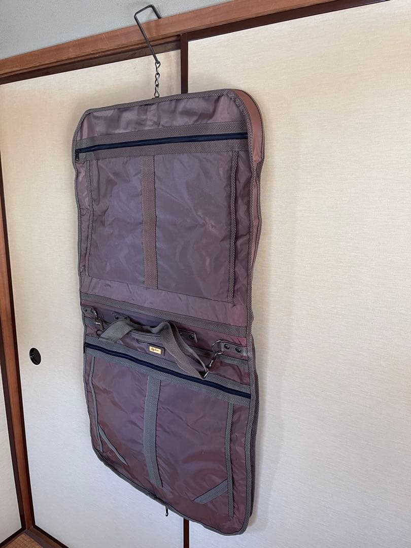 Oleg Cassiniガーメントバッグ ブラウンカラー ハンガー付き