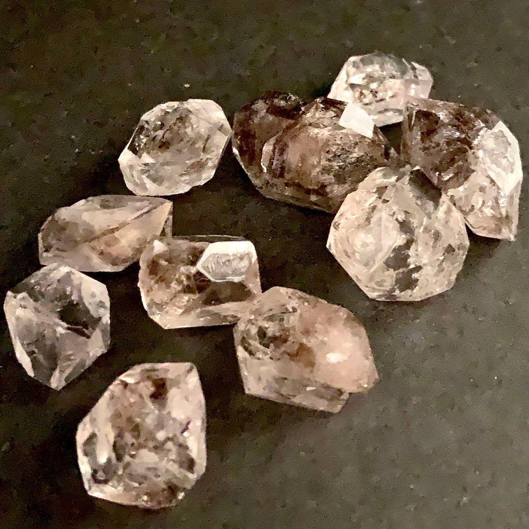 ペトロレアムクォーツ(特大)5個セットy-1/蛍光水晶