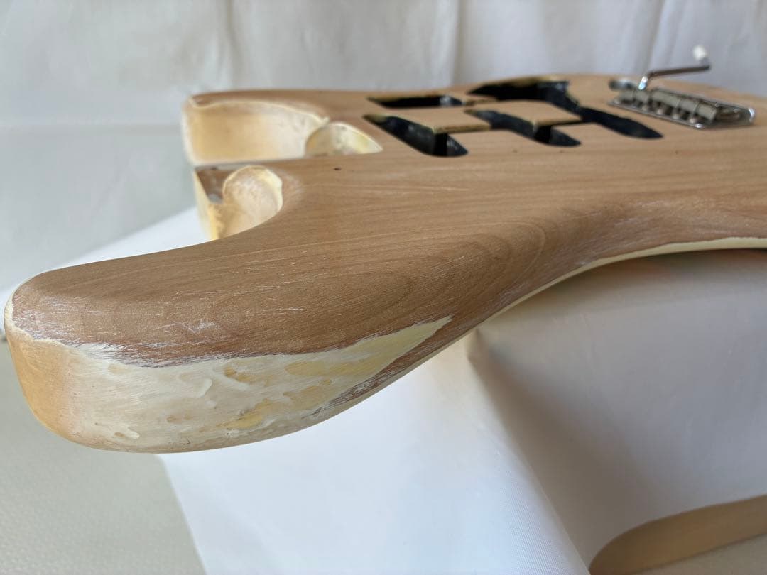 フェンダージャパン エレキギター ストラトキャスター ボディ トレモロユニット