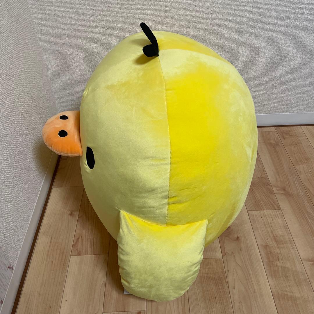 サンエックス　キイロイトリ特大ぬいぐるみ