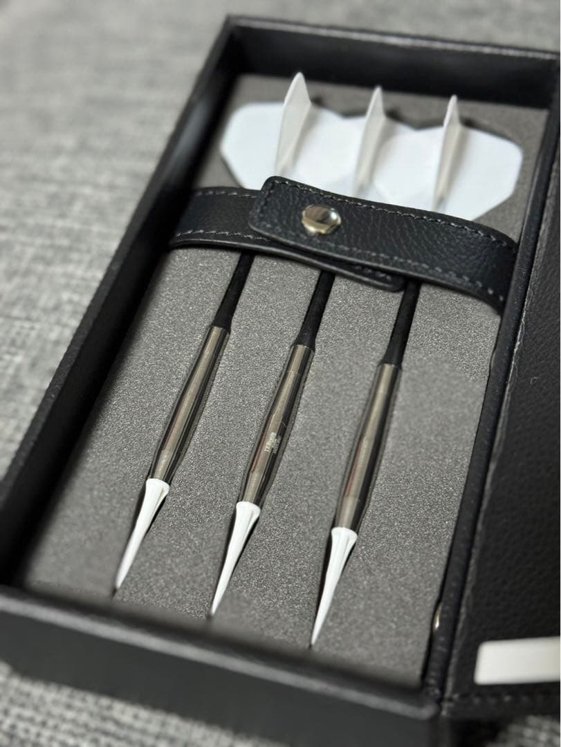 ダーツ JOKERD LOVEBOMB