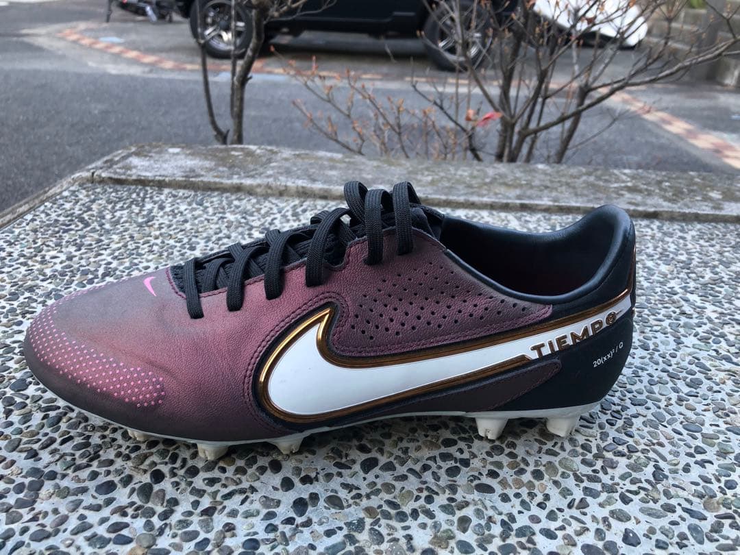 ナイキ ティエンポレジェンド9プロHG サイズ28