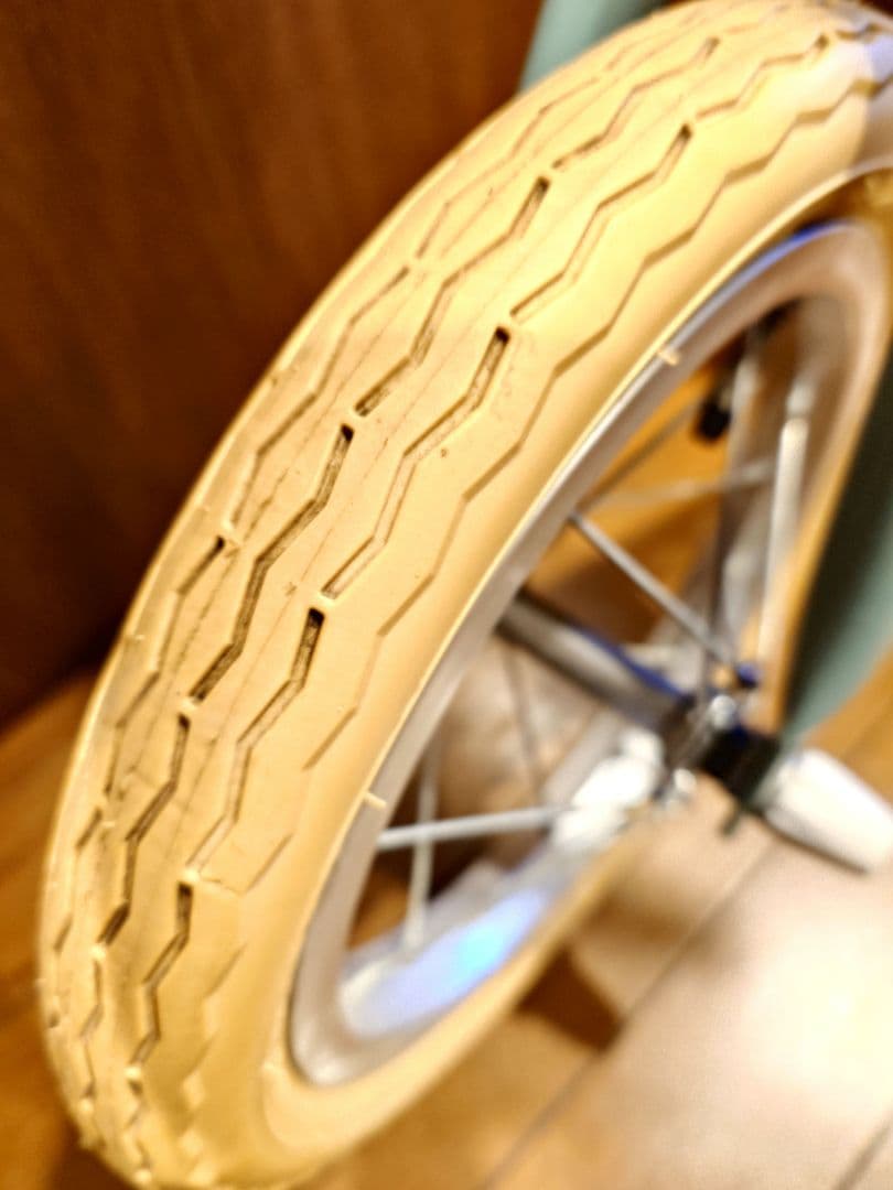 トーキョーバイク　パドル　キックバイク　スタンド付き