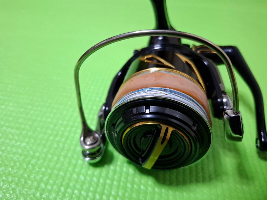 シマノ　20ステラ　SW6000HG スピニングリール