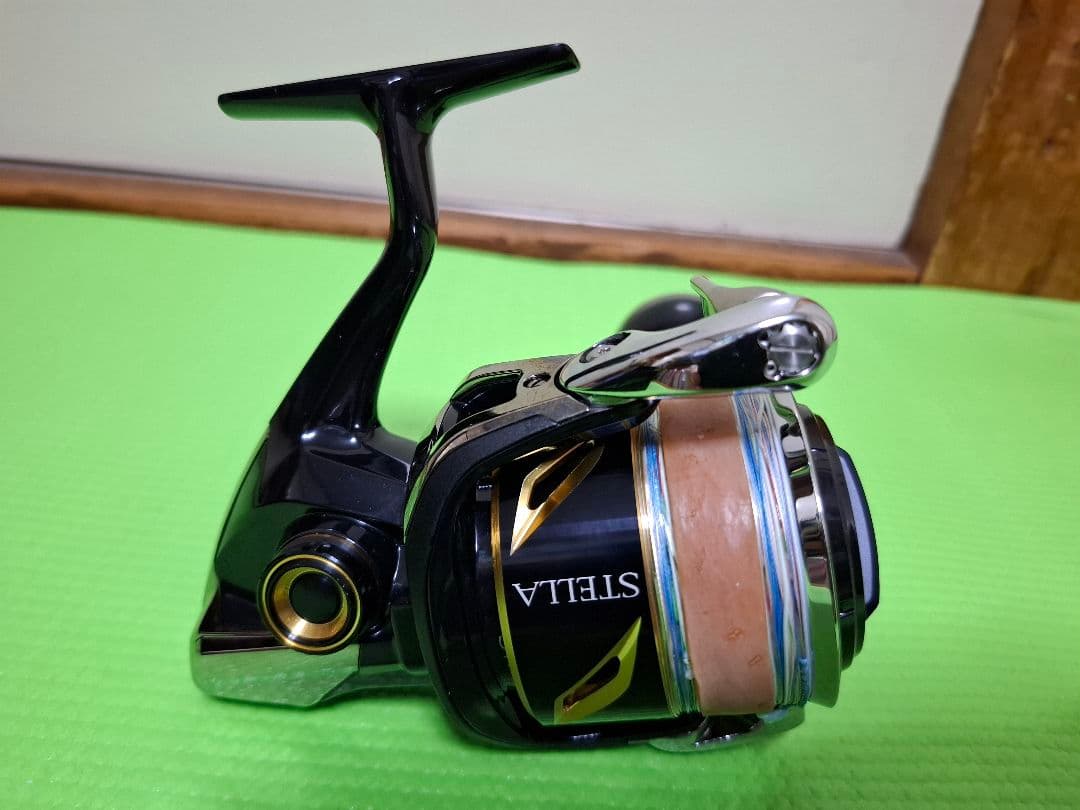 シマノ　20ステラ　SW6000HG スピニングリール