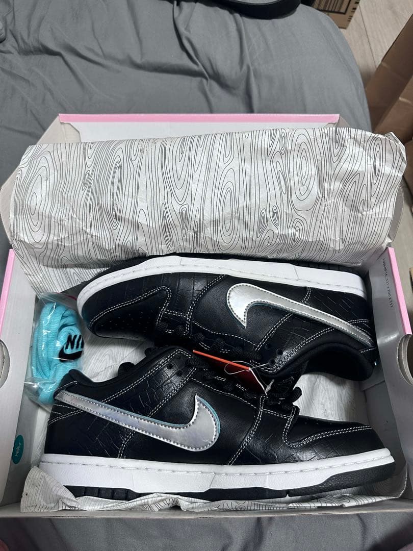 Diamond Supply Co.× Nike SB Dunk Low Pro