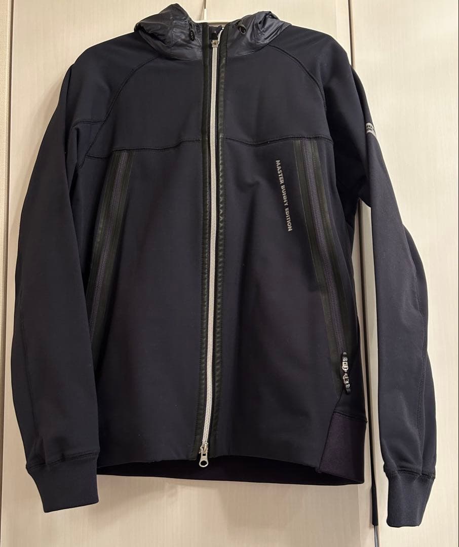 マスターバニー　ジャケット