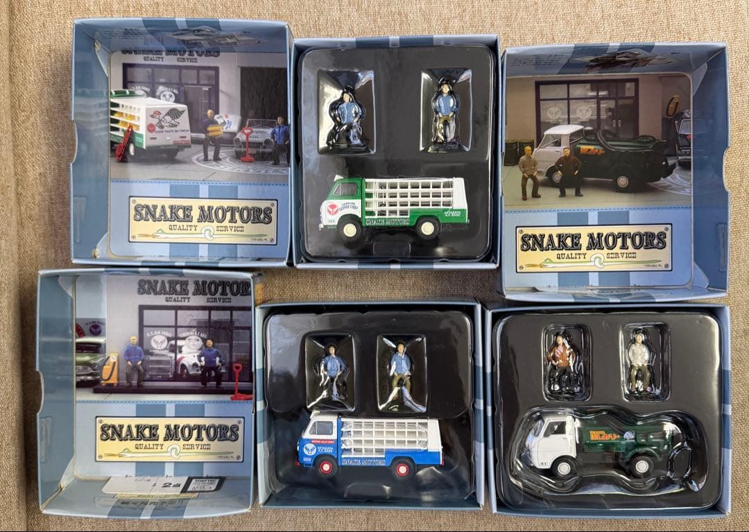 d*2様 トミカリミテッドヴィンテージ SNAKE MOTORS 3台セット　T