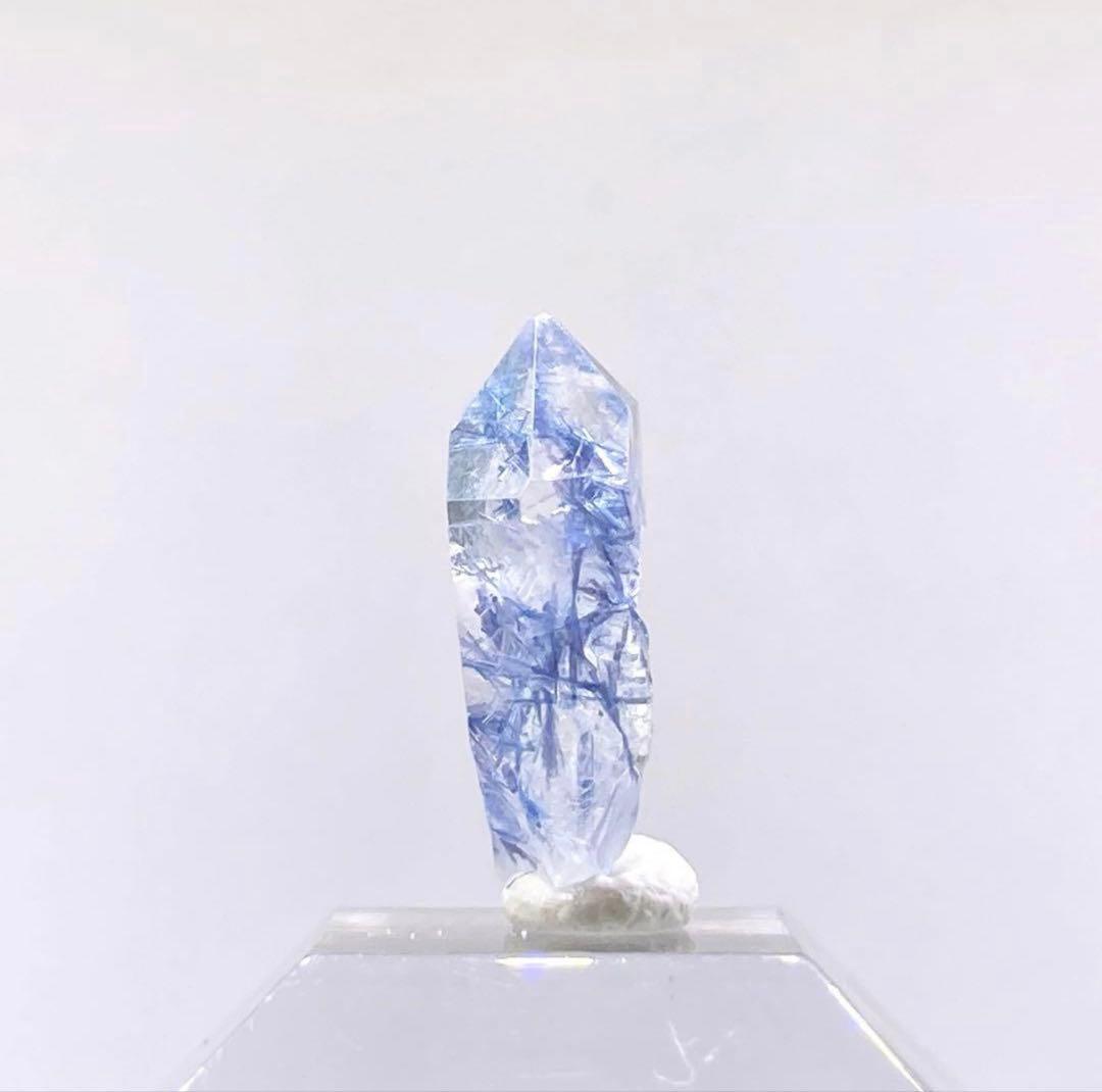 居*間様 デュモルチェライトインクォーツ　原石　鉱物標本　天然石　水晶　宝石 鉱