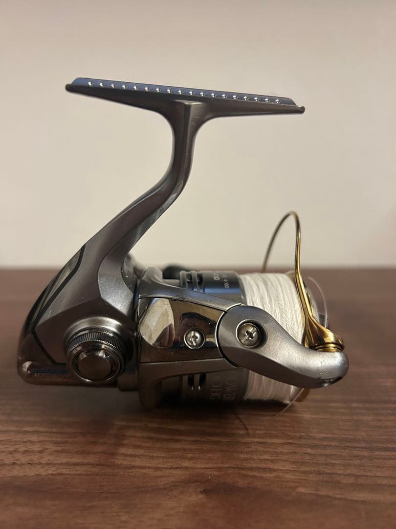 シマノ　11 ツインパワー C3000HG 美品