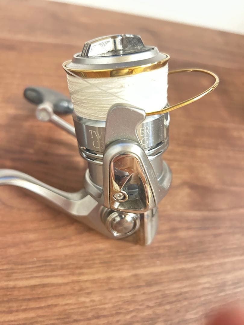 シマノ　11 ツインパワー C3000HG 美品