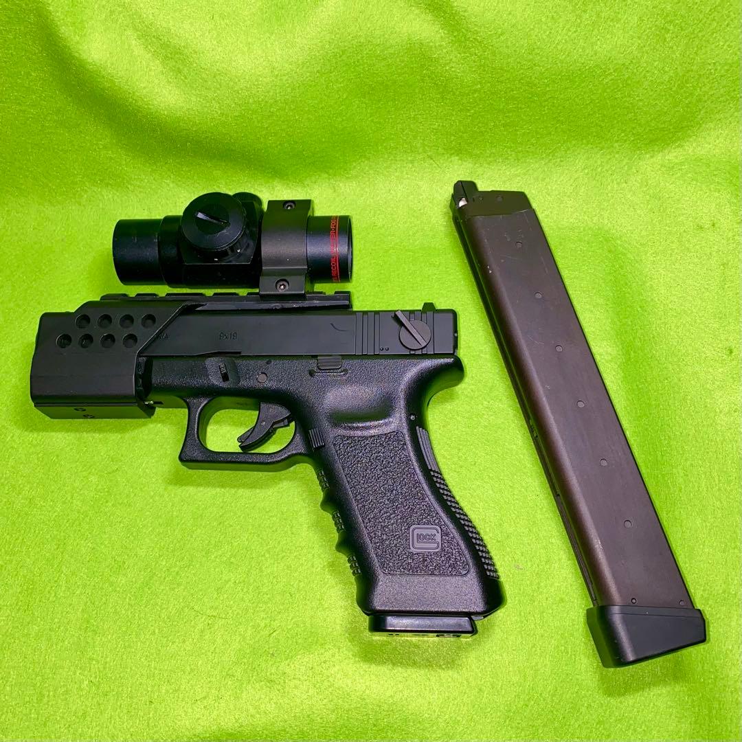 【東京マルイ】Glock18C ガス・ブローバック／ロングマガジン／ドットサイト