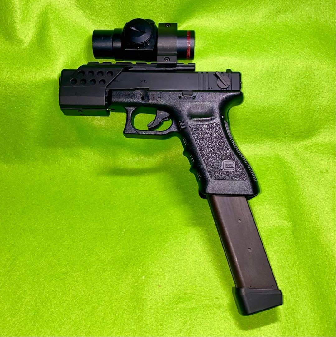 【東京マルイ】Glock18C ガス・ブローバック／ロングマガジン／ドットサイト