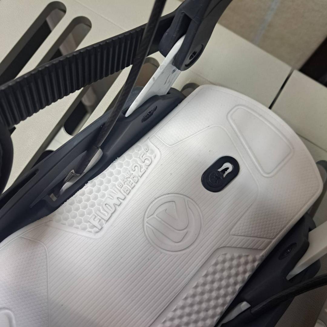 FLOW FUSE　スノーボード　ビンディング