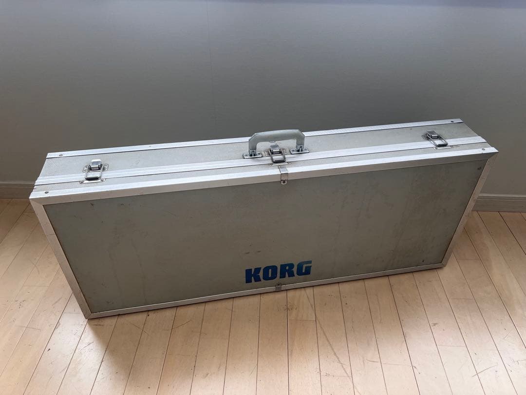 KORG PolySix MIDI 搭載　ケース付き