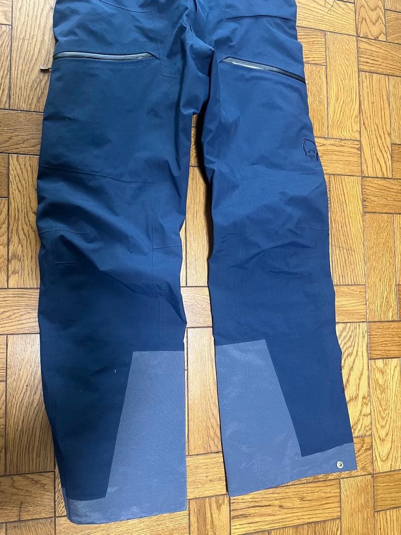 Norrona tamok gore-tex pro Bib M's Sサイズ