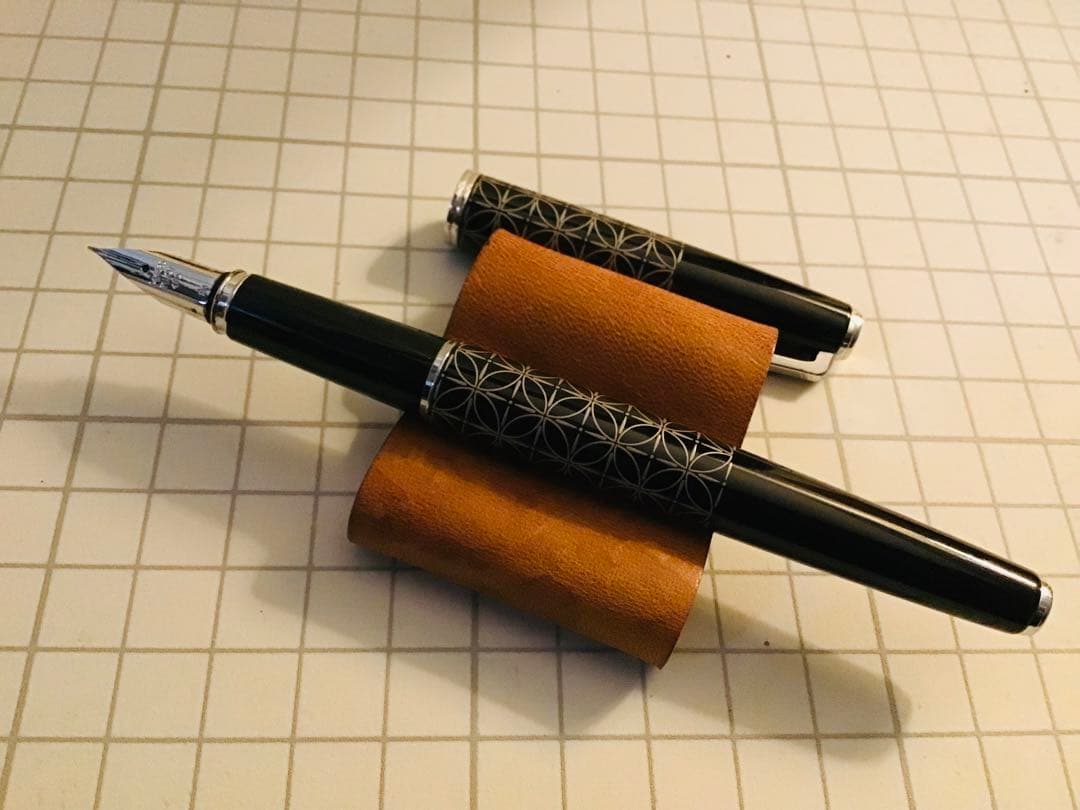 パイロット万年筆　平蒔絵　漆　七宝　字幅F