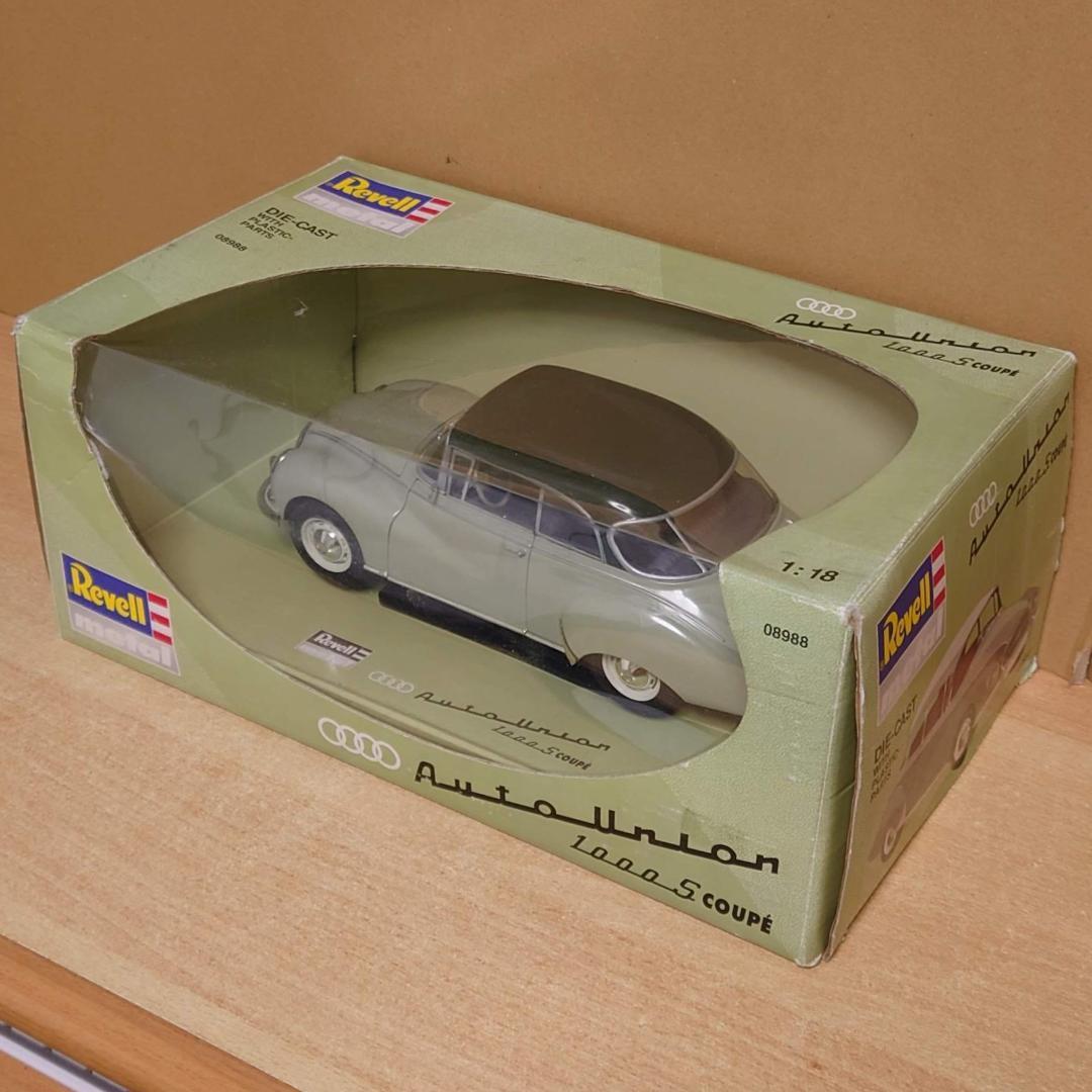 1/18 オートユニオン1000S Coupe グレー レベル製ミニカー中古