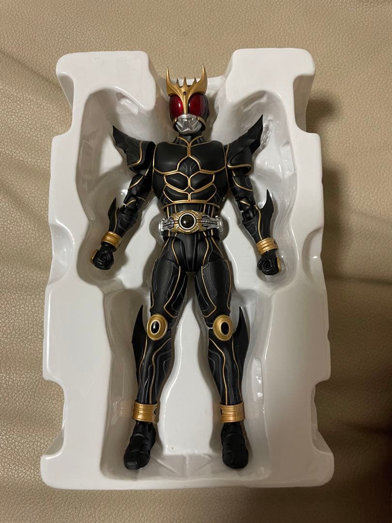 真骨彫製法 SH figuarts仮面ライダークウガ アルティメットフォーム
