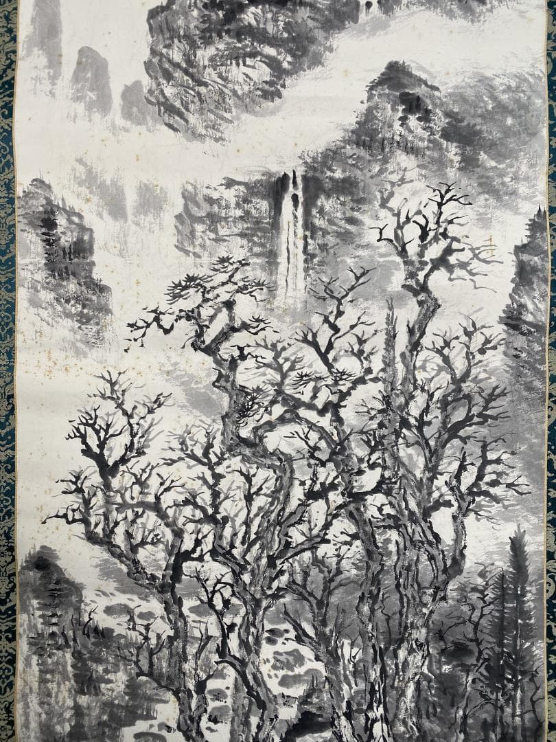 稲垣錦荘 寒渓疎林図 共箱 帝展 山本梅荘 橋本関雪師事 日本南画院同人 掛軸