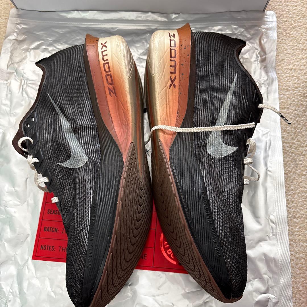 ヴェイパーフライ4 28.5cm