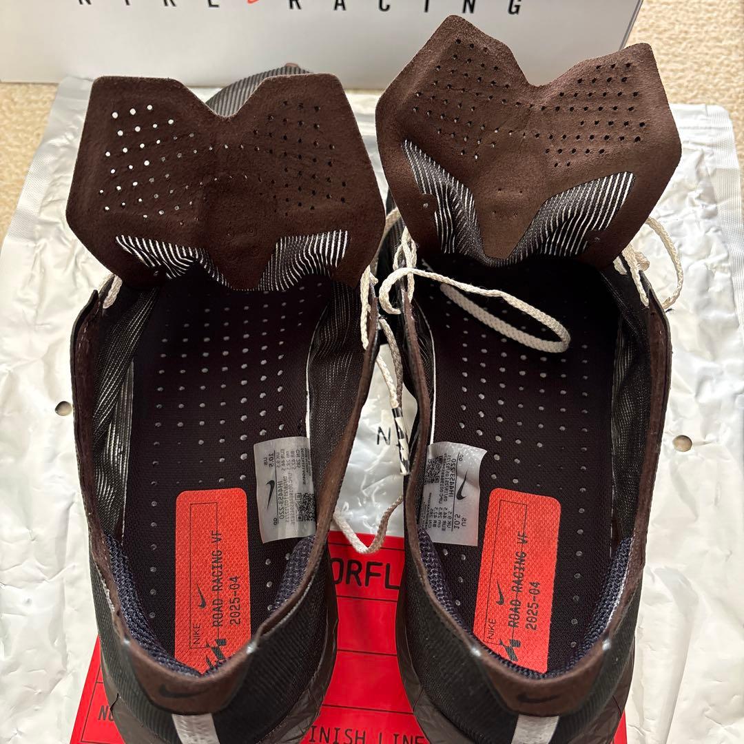 ヴェイパーフライ4 28.5cm