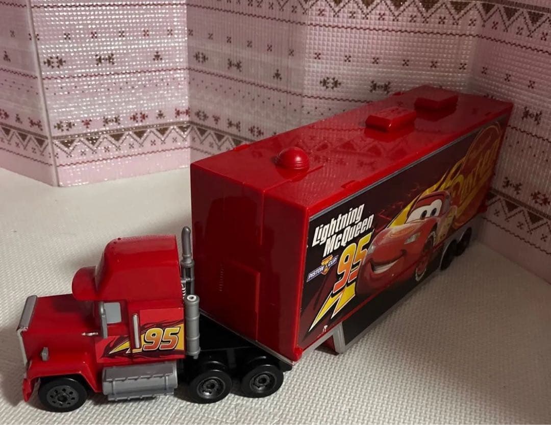 大きなマック　トミカ24台セット　カーズトミカ