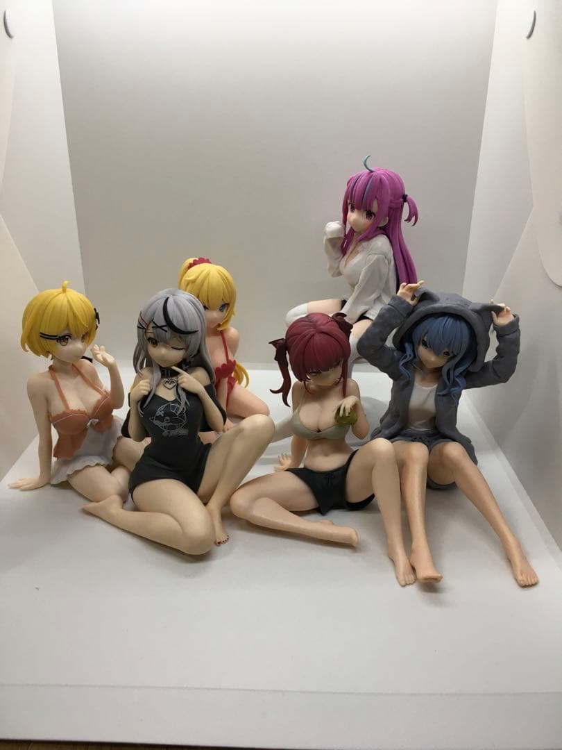 ホロライブ　フィギュア セット　沙花叉クロエ　星街すいせい　湊あくあ　宝鐘マリン