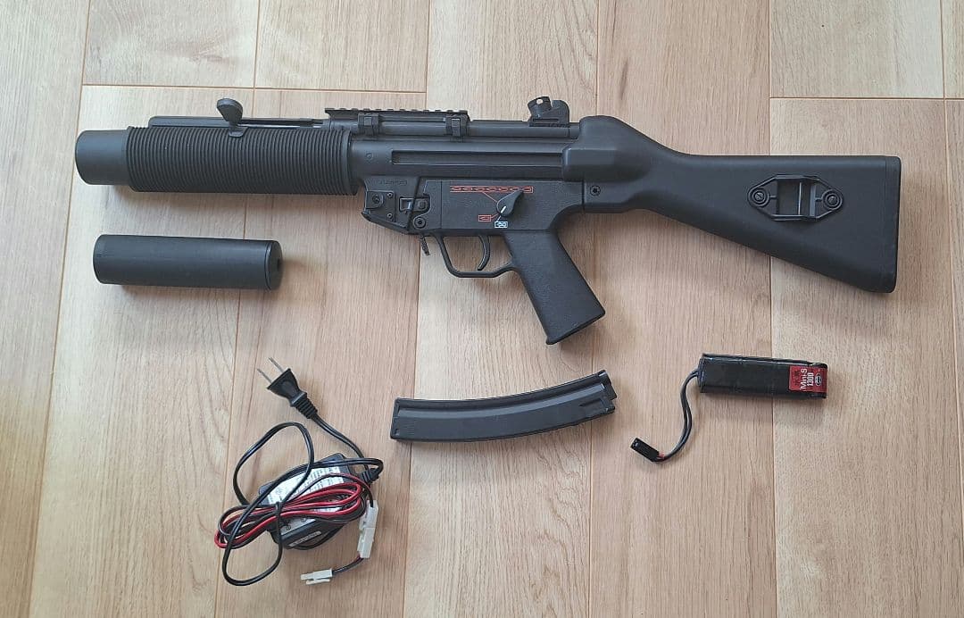 東京マルイ　mp5sd5 セット　専用マウント付　使用２回