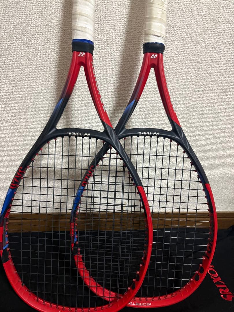 YONEX VCORE 100 テニスラケット 2本セット