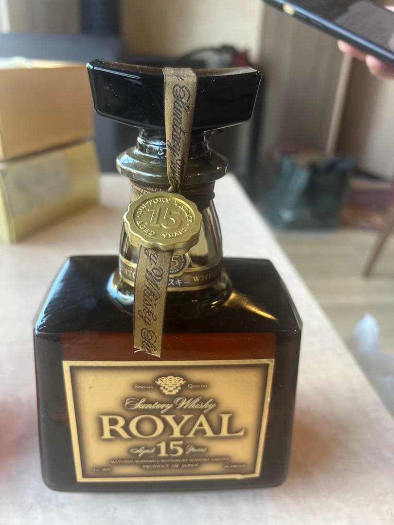 サントリーウイスキー　ローヤル15年　二本　ゴールドラベル　未開封