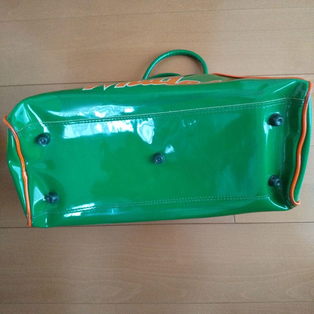 大洋ホエ一ルズエナメルスポーツバッグホエ一ルズ坊や