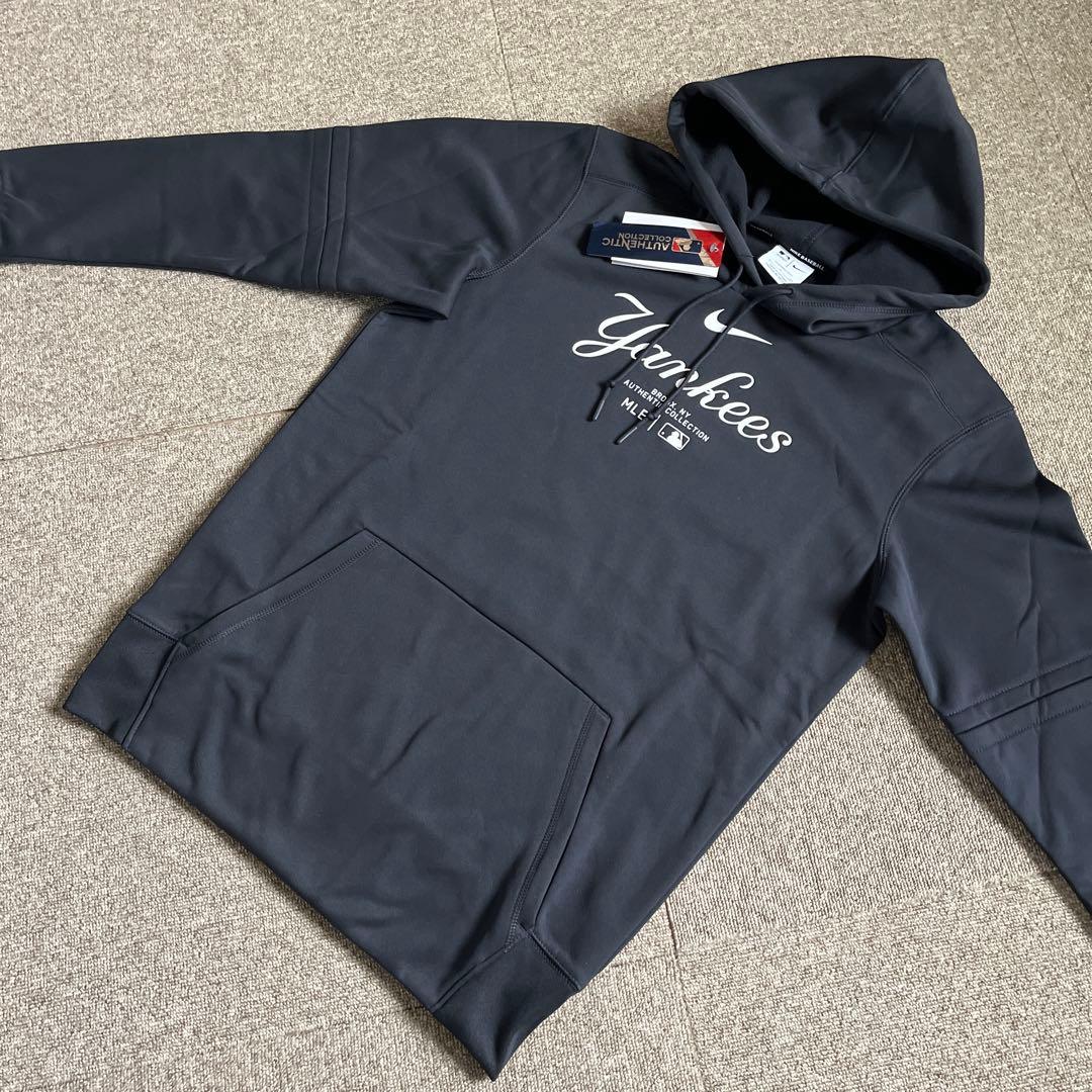 Nike Yankees フード付きスウェットシャツ