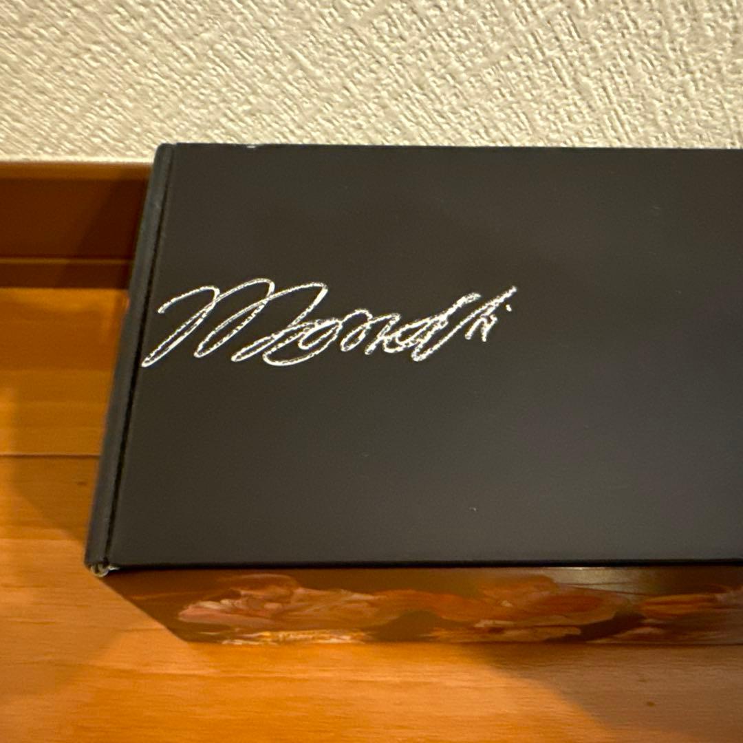 ももちょこ本人直筆サイン入り　ストリートファイター 25周年記念ボックス