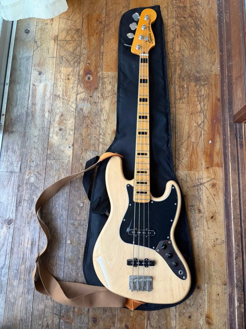 田*軍様 Squier Jazz Bass ナチュラル ソフトケース付き