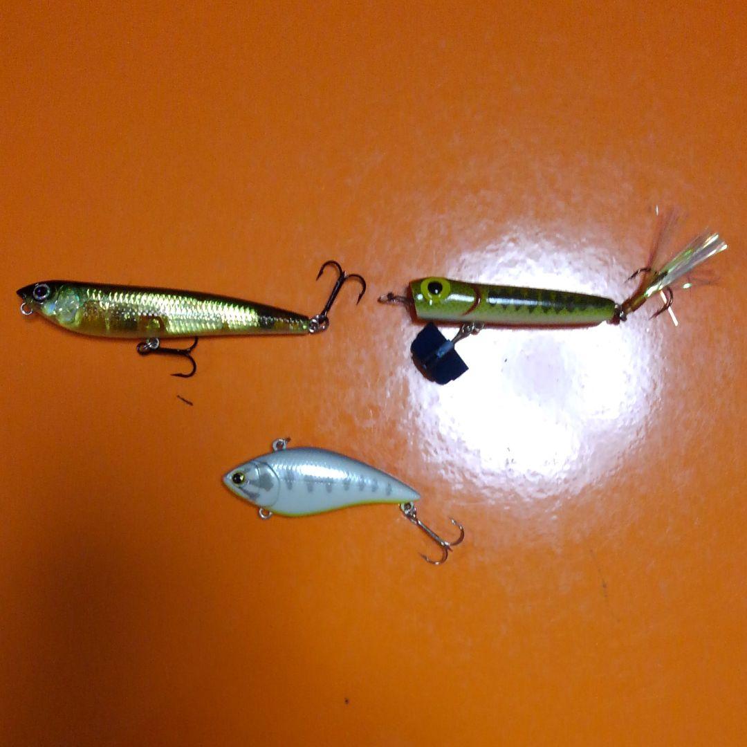 ブラックバス　ルアーまとめ売り32個