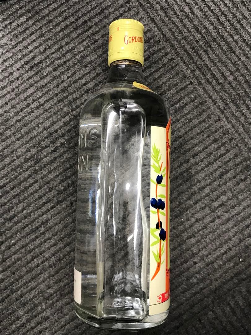 GORDON’S DRY GIN ジン　750ml