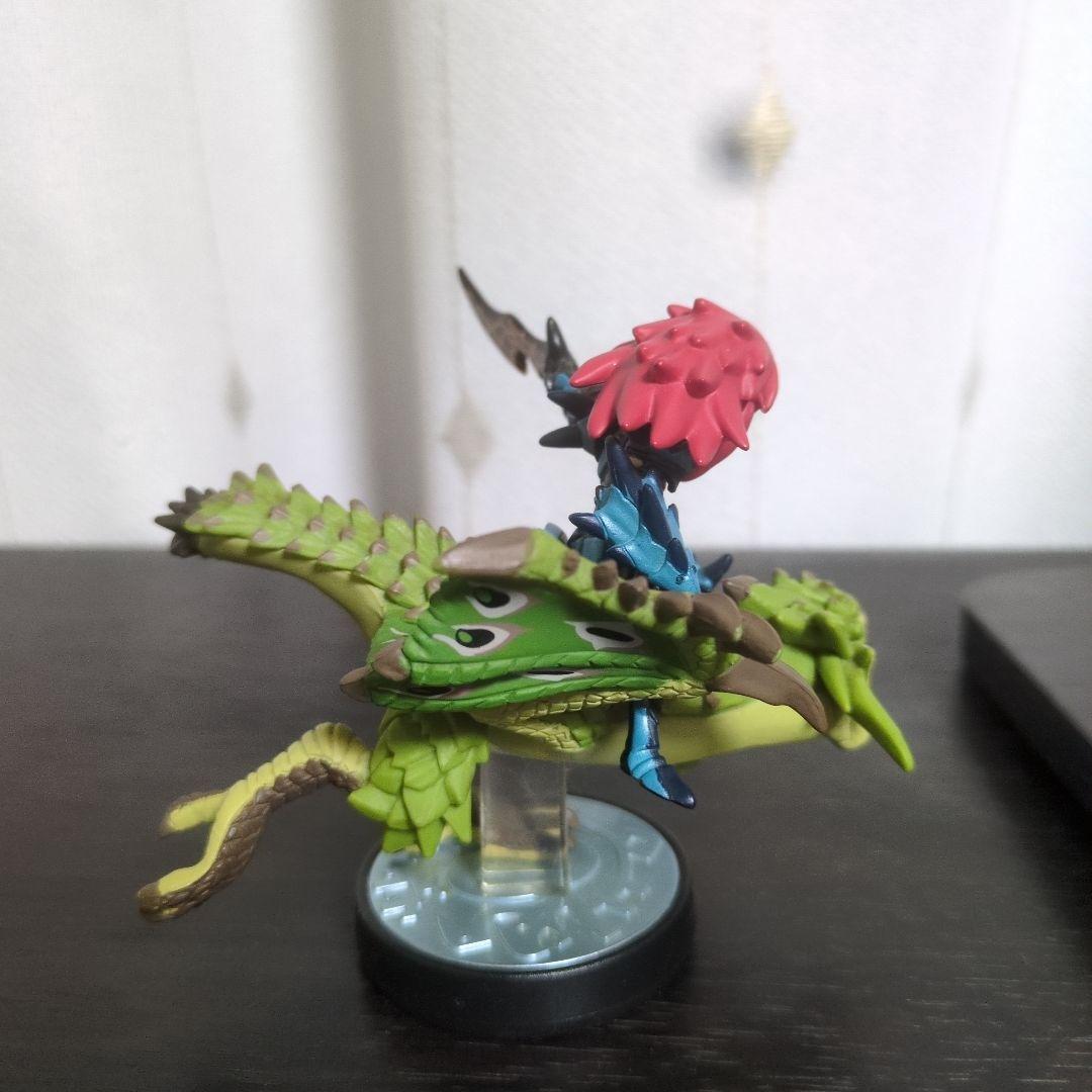 リオレイア＆シュヴァル　アミーボ　amiibo　（アゴなし）