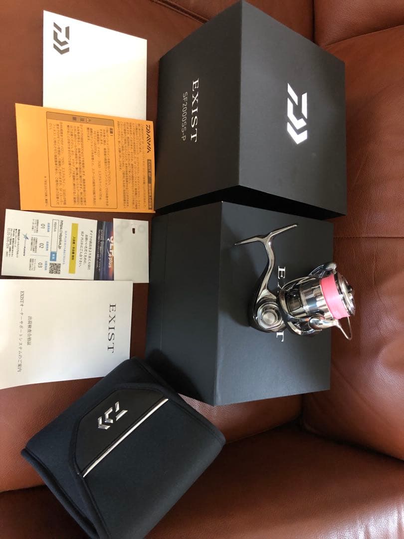 【8時間のみ使用】Daiwa EXIST SF2000SS-P スピニングリール