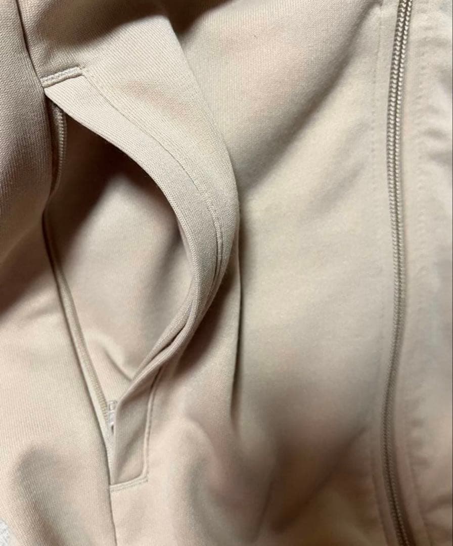 adidas 希少カラー アディダス トラックジャケット トレフォイル ベージュ