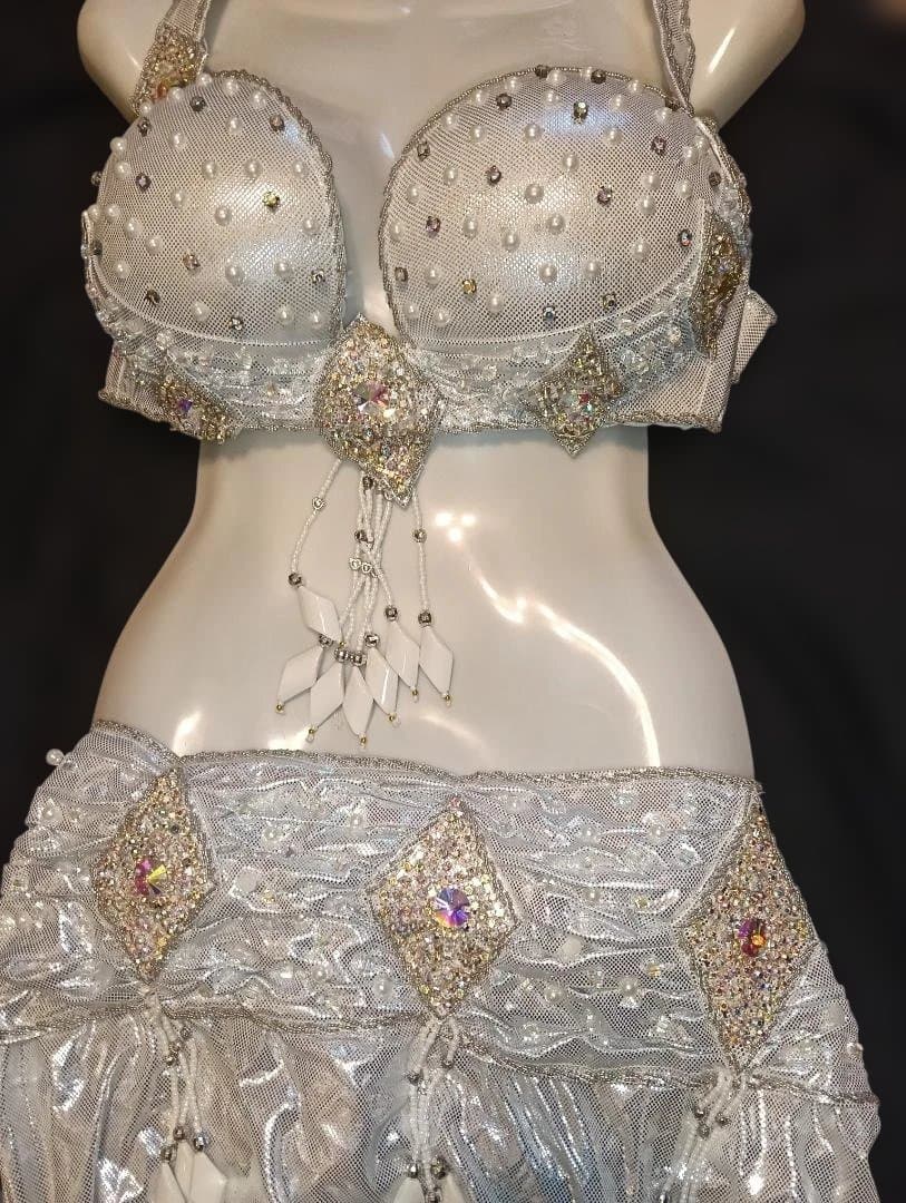 【新品】エジプト製ホワイトシルバー ベリーダンスデザイナーズセットアップ