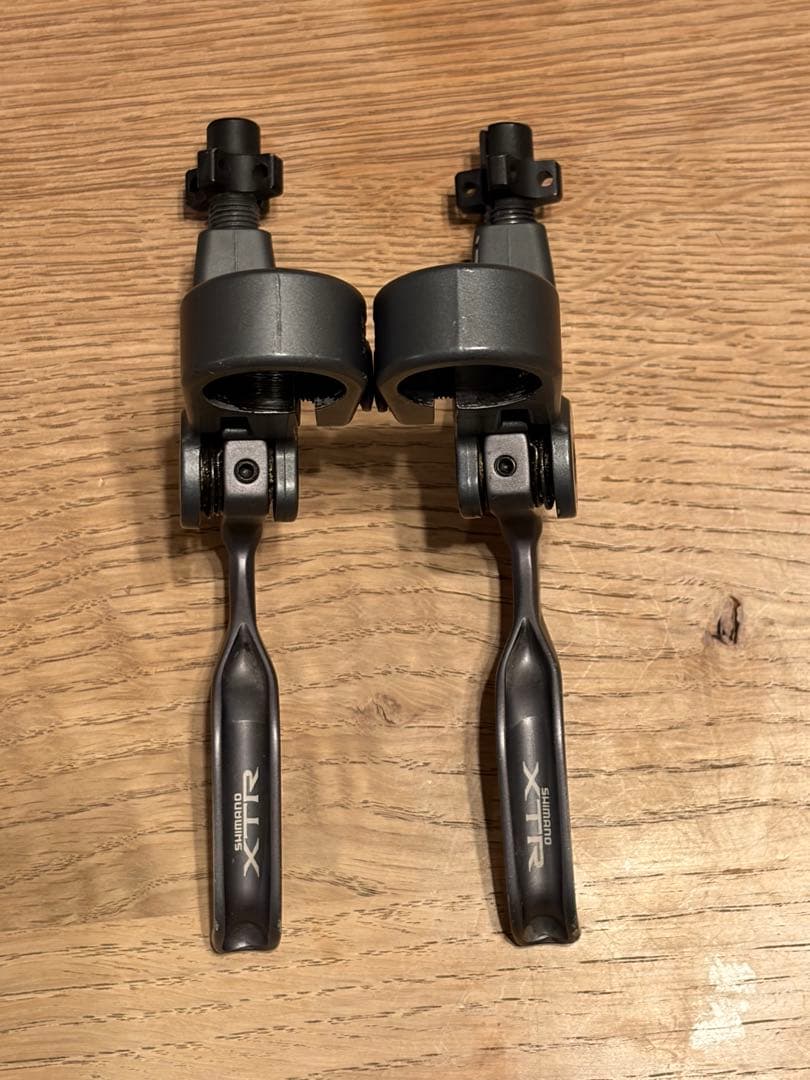 SHIMANO XTR Vブレーキ、レバー、右シフター