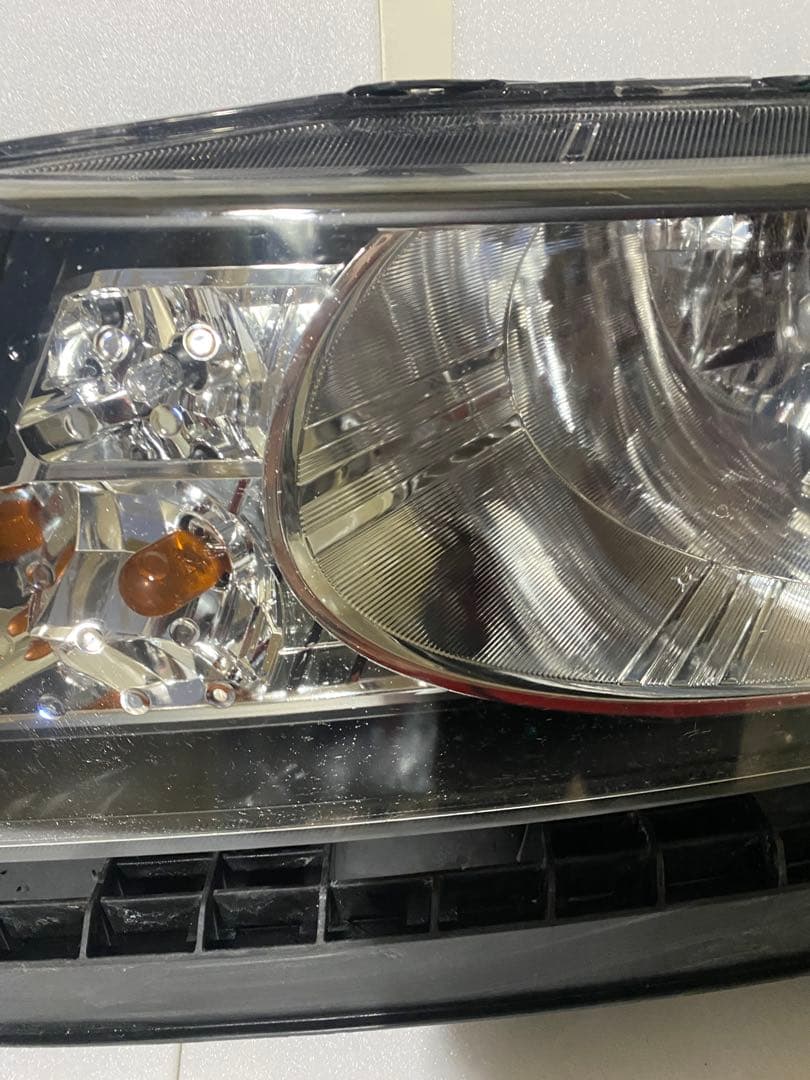 ホンダ フリード スパイク GB3 純正 HID ヘッドライト 左右セット