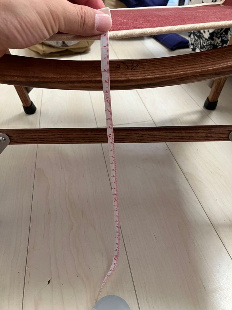 BLACK DESIGN ウッドチェアロー レッド