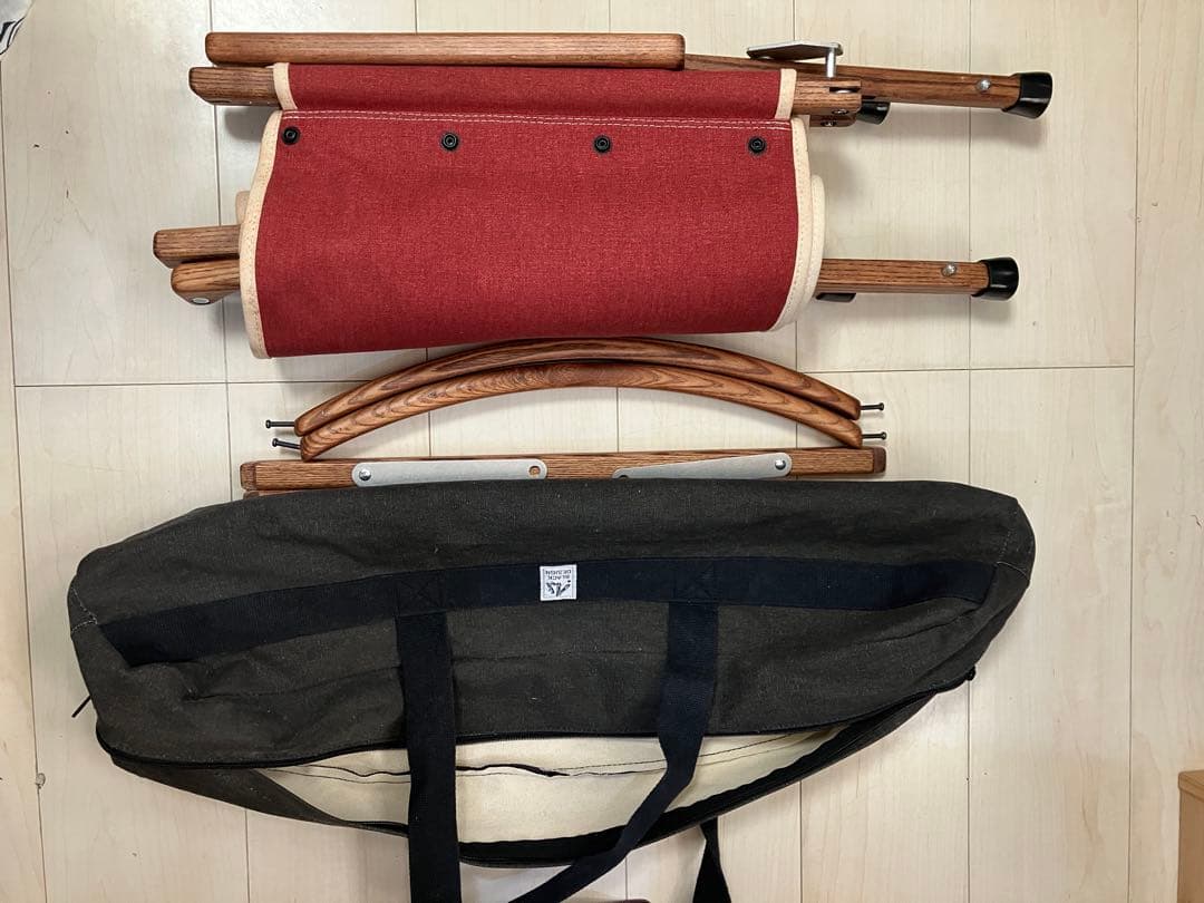 BLACK DESIGN ウッドチェアロー レッド