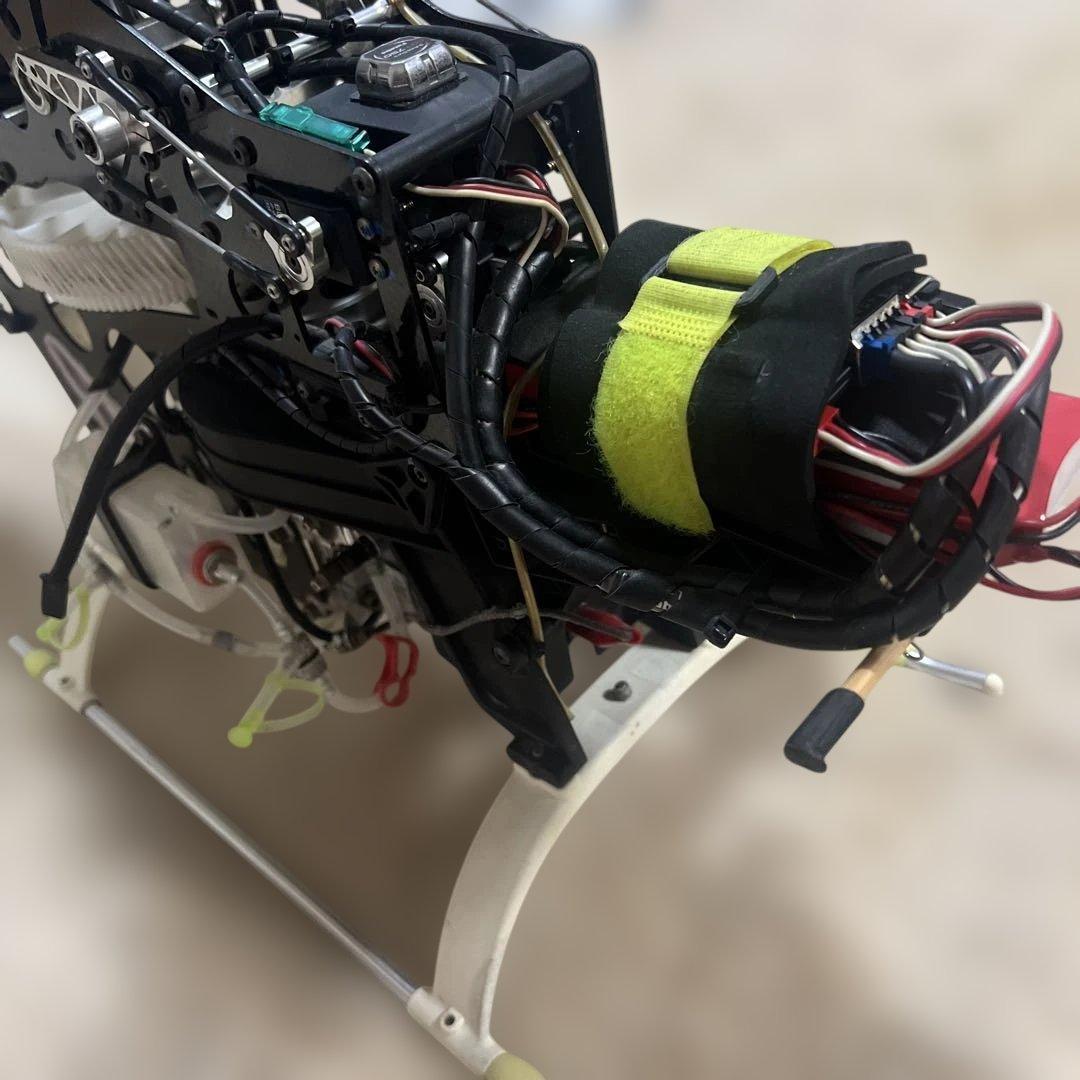 サンダータイガー　ラピュターG4 90ヘリコプター