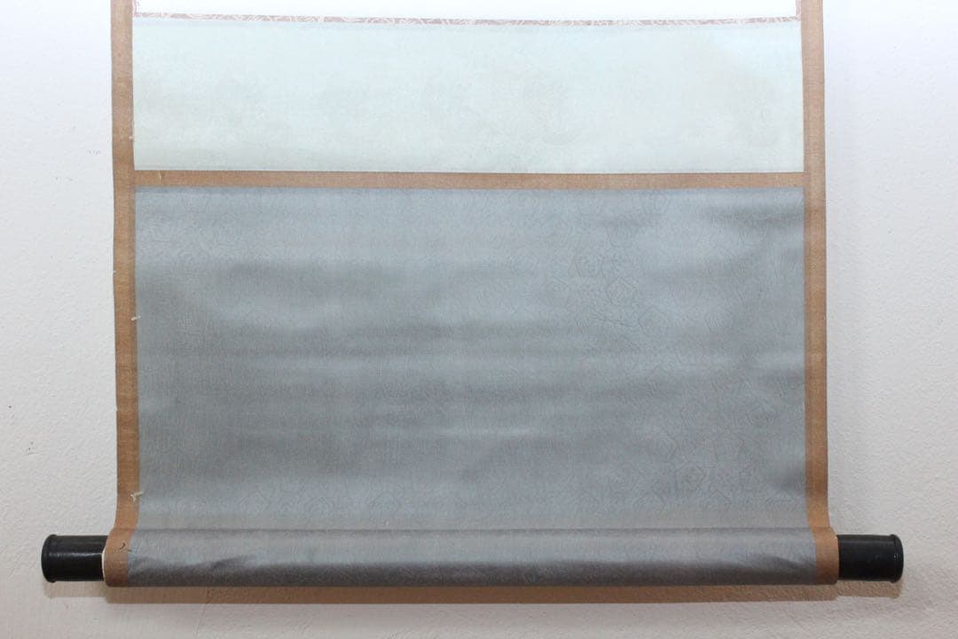 No4897 掛軸　在銘在判　水墨蘭図　肉筆紙本　花鳥画　日本画　美術　送料無料