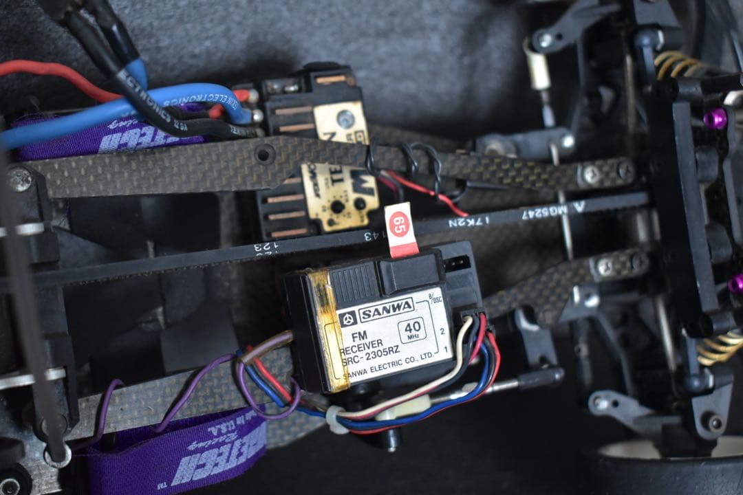 フルカスタム 1/10 HPI RS4 カーボンTEKIN STAR GOLD