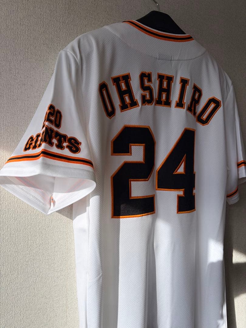 新品タグ付き★TOKYO2020モデル★ジャイアンツ大城卓三ユニフォーム★巨人